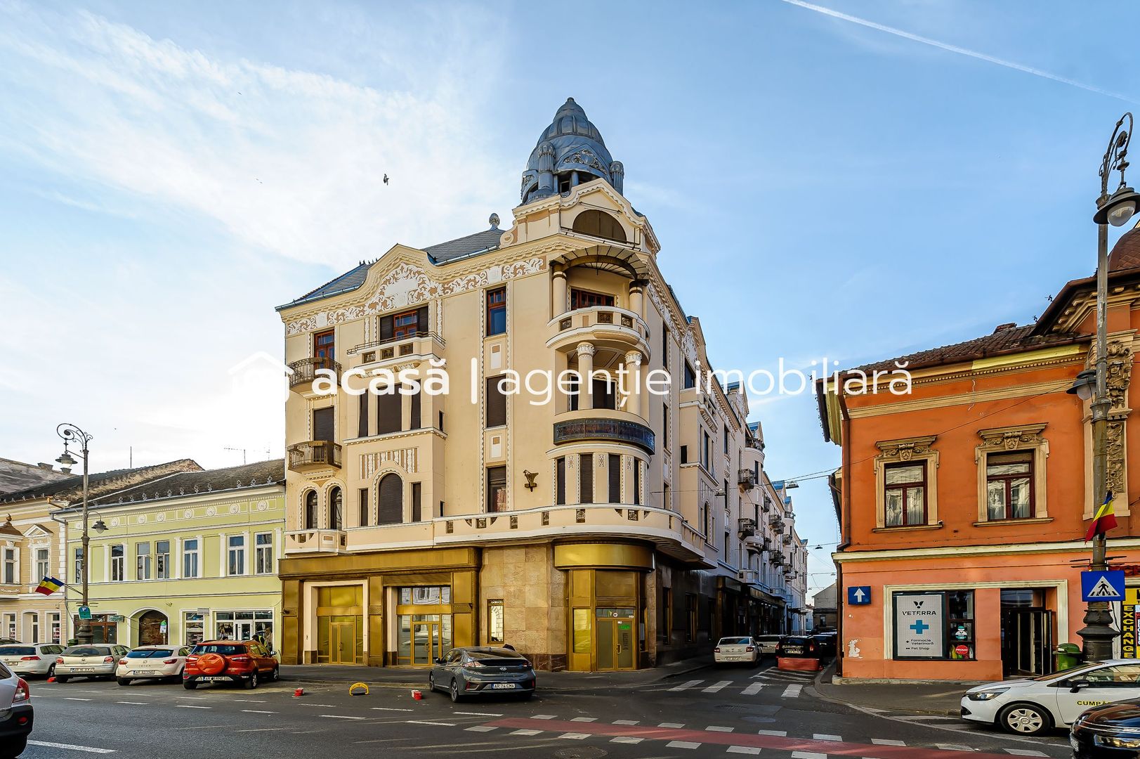 Bijuterie arhitecturală cu istorie. Confort modern, Ultracentral.