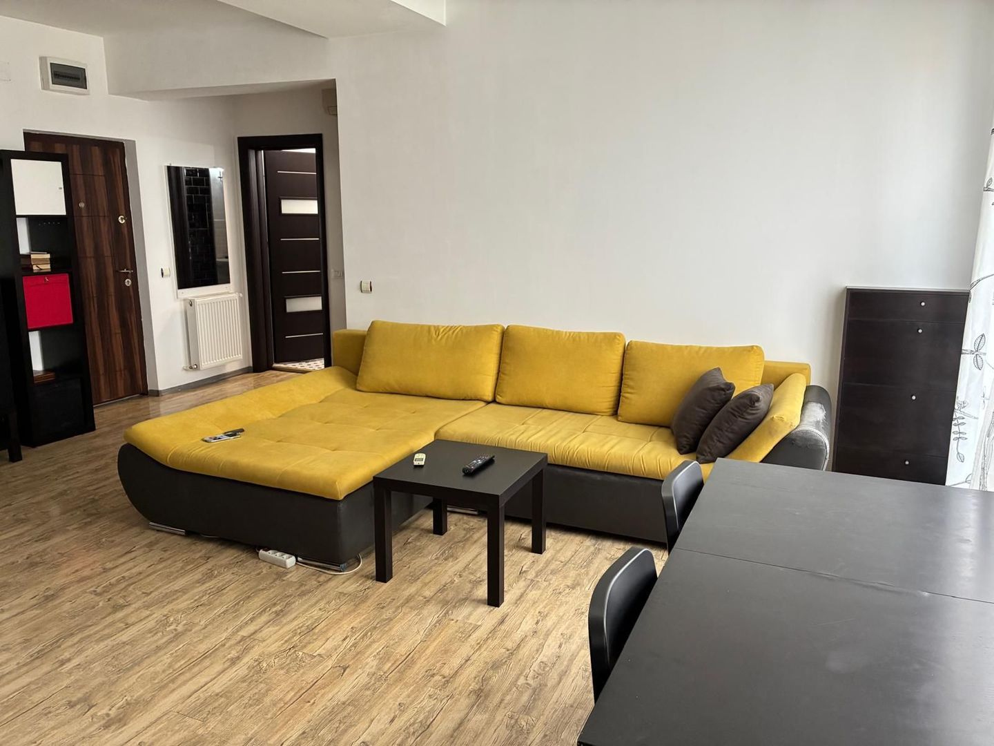 Inchiriez apartament 2 camere  Prelungirea Ghencea cu loc de parcare. - imaginea 3