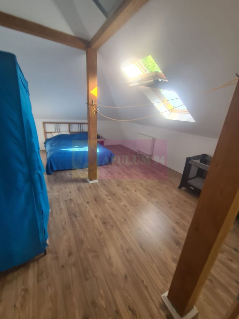 Vila de vanzare cu 6 camere in Cornu (teren 6.600 mp)