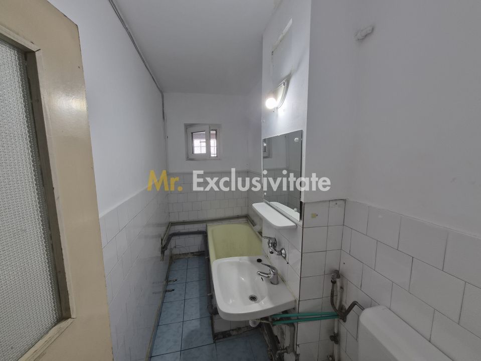 Spațiu comercial de închiriat- lângă spitalul Municipal Curtea de Argeș - imaginea 5