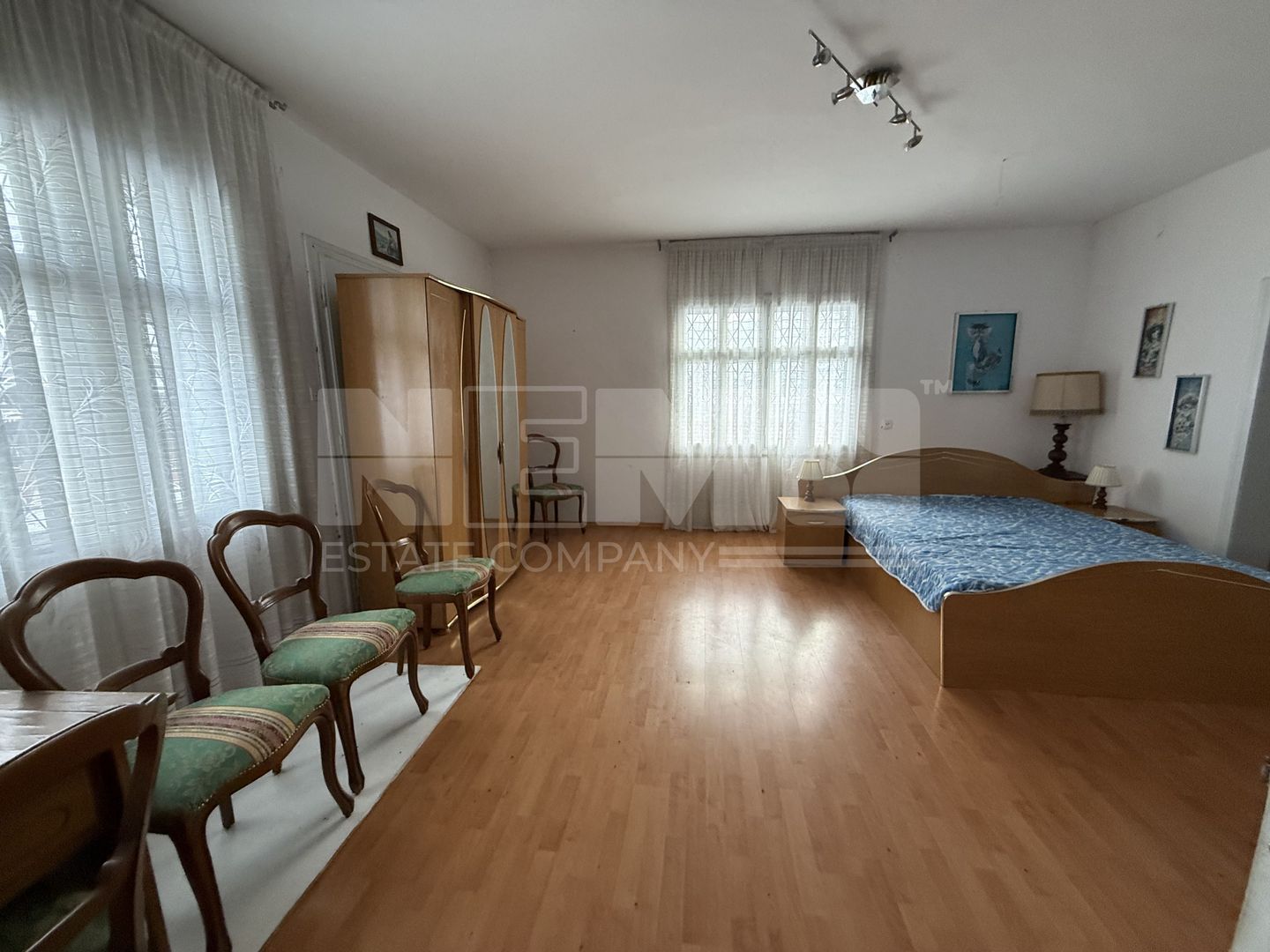 Proprietate de vânzare cu două case | Teren 1.500 mp | Bivolărie - imaginea 2