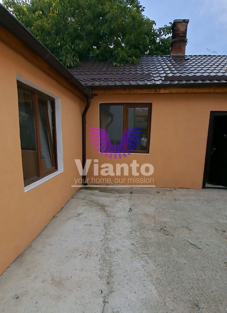 Casa 2 Camere-37mp, si Curte 25mp in Piata Cluj