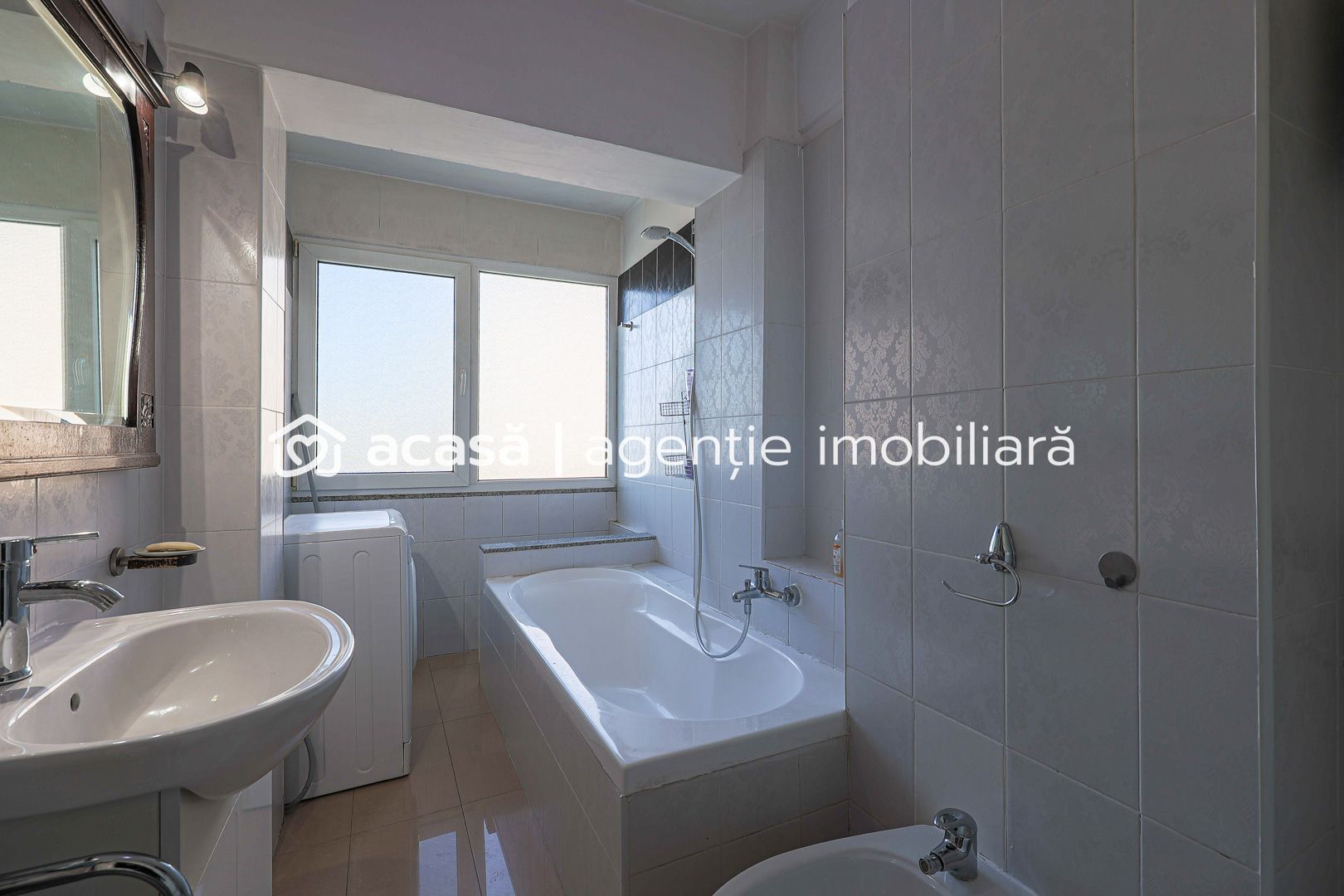 Imagine 8 - Apartament mobilat și utilat în Piața Spitalului - investitie sigura!