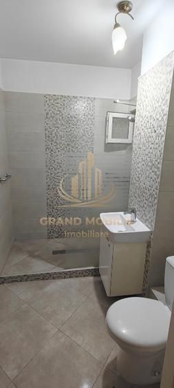 Vanzare apartament 3 camere decomandat Tineretului - imaginea 10