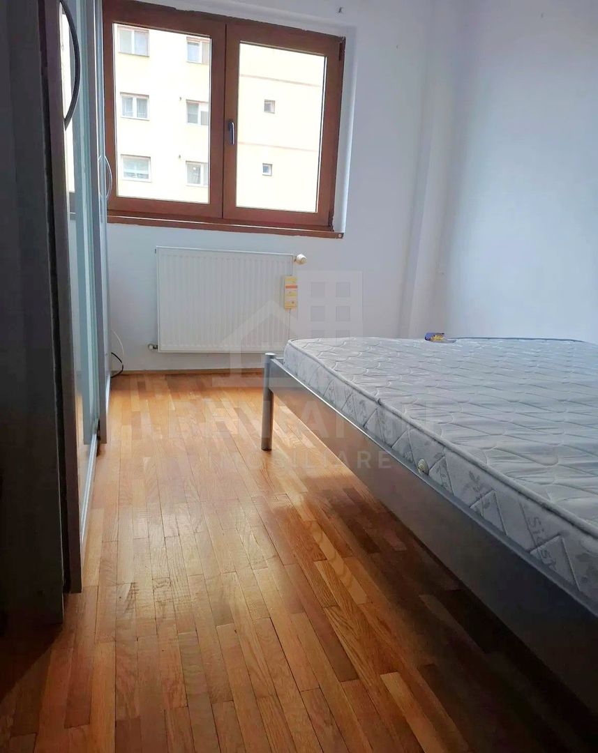 4 Camere - 80mp Etaj 1 Centrala - Loc de Parcare -  Zona Triaj-Harman - imaginea 4