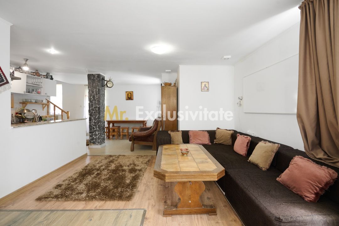 Casa de vacanta sau pensiune in Dâmbovicioara 5 camere, 5 bai, 6412 mp teren - imaginea 3