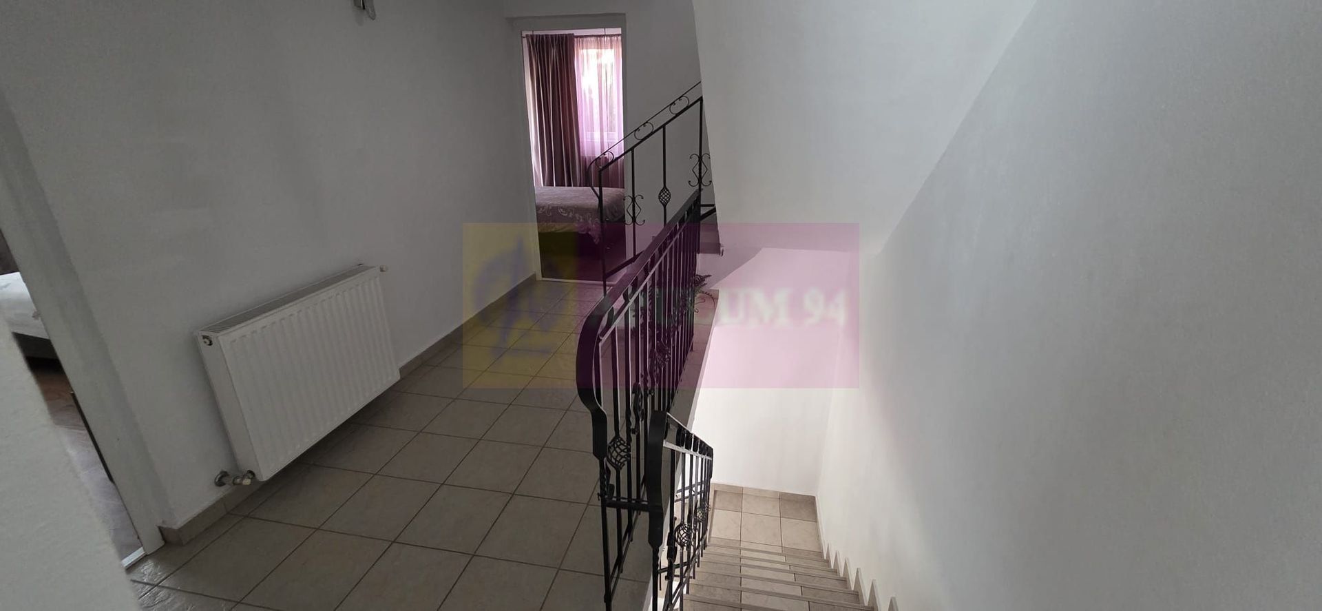 Vila de vânzare cu 8 camere și garj in Busteni