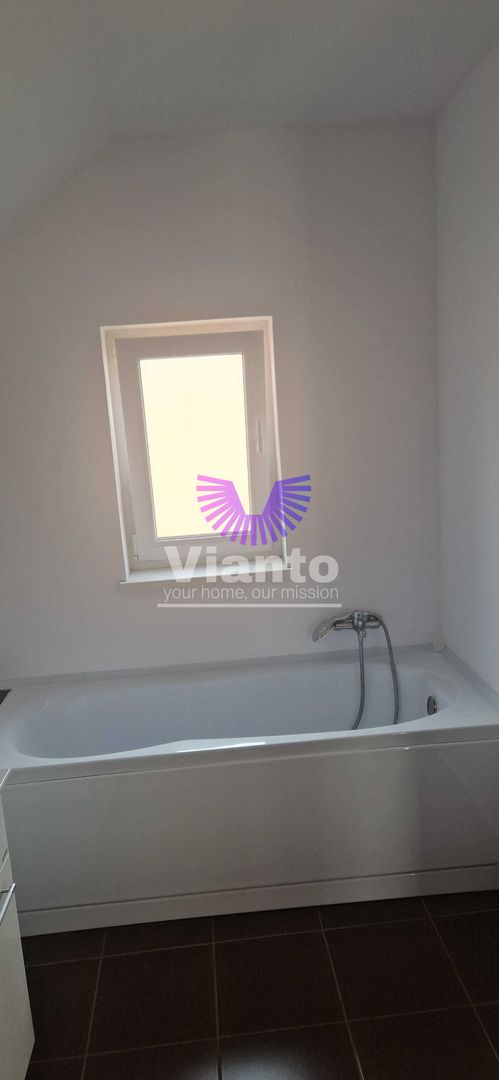 Casa de inchiriat 3 camere singur in curte zona Tilisca