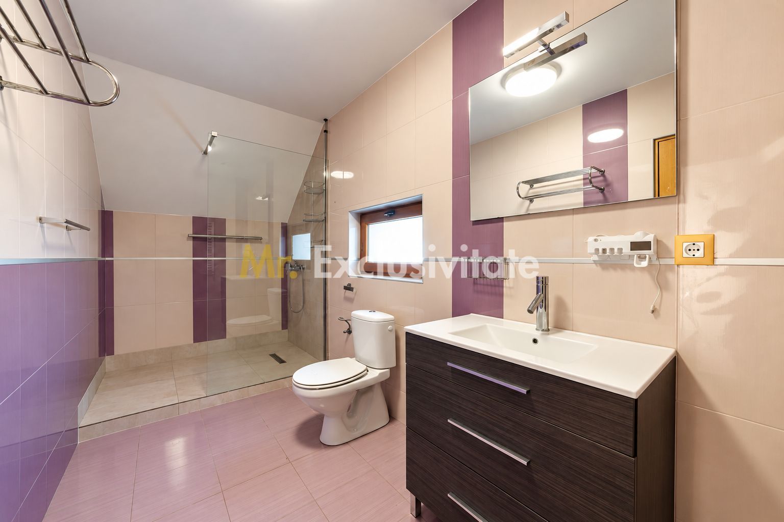 VILĂ 4 dormitoare, RENOVATĂ COMPLET 2026, Prundu, teren 937 mp - imaginea 14