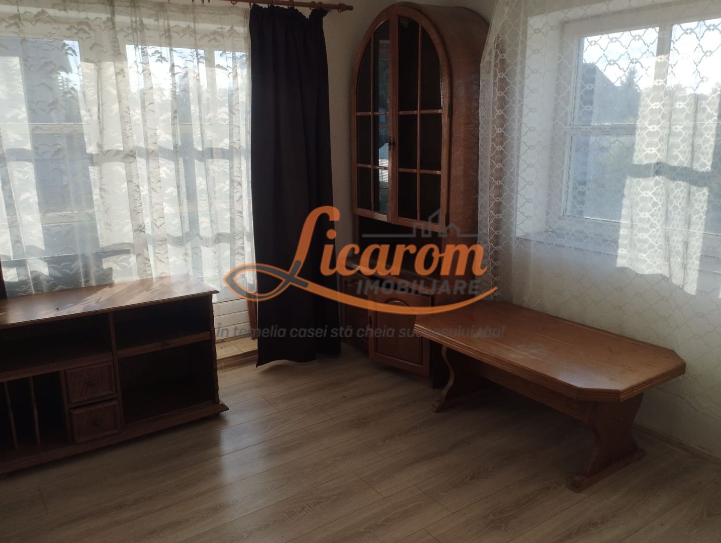 Apartament 3 camere Comuna Cristian,mobilat si utilat 430 euro. - imaginea 3