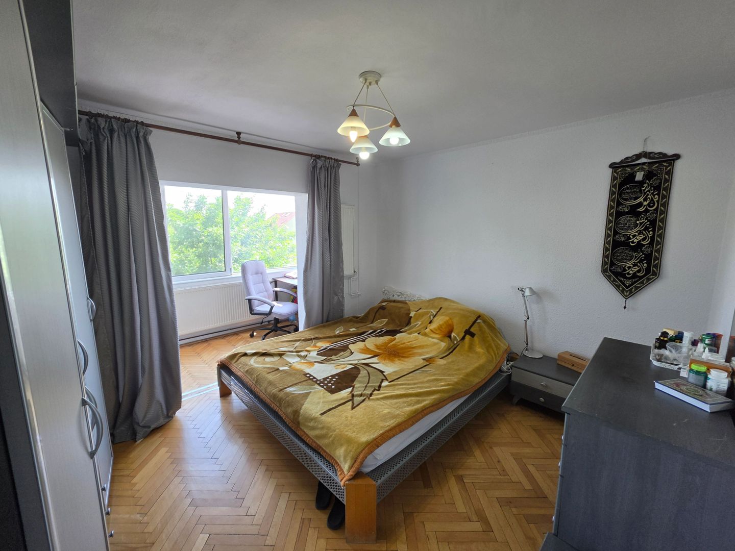 Vand apartament cu 4 camere aproape de centru - imaginea 11