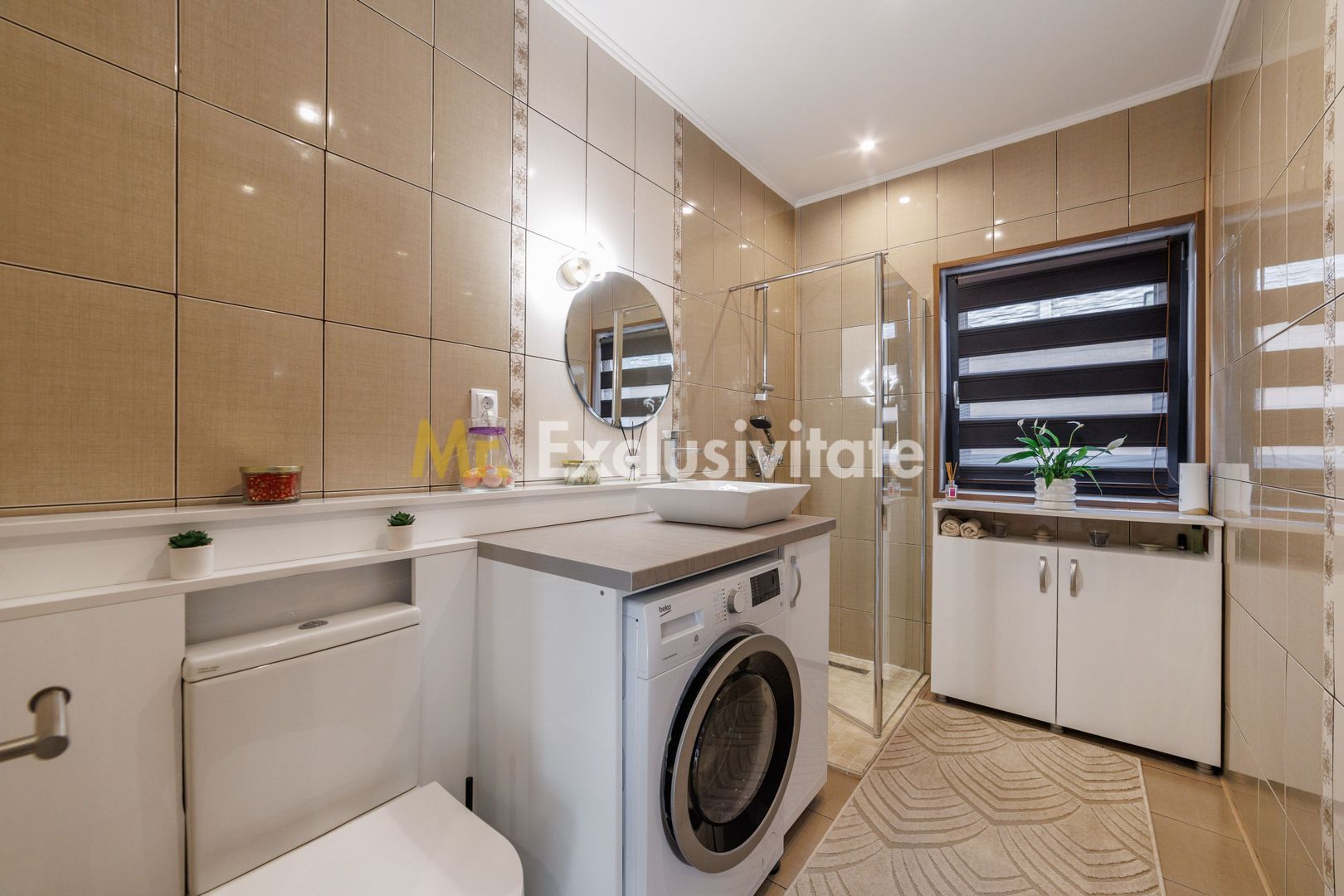 Casa moderna, constructie solida -view panoramic -Mioveni-Arges! - imaginea 8