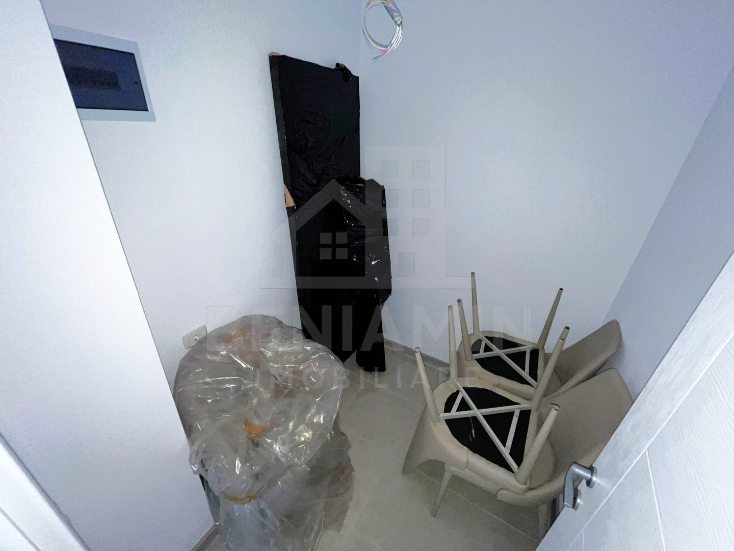 2 Camere-Bloc Nou- Loc De Parcare- Disponibil Imediat-Sanpetru-Brasov - imaginea 4