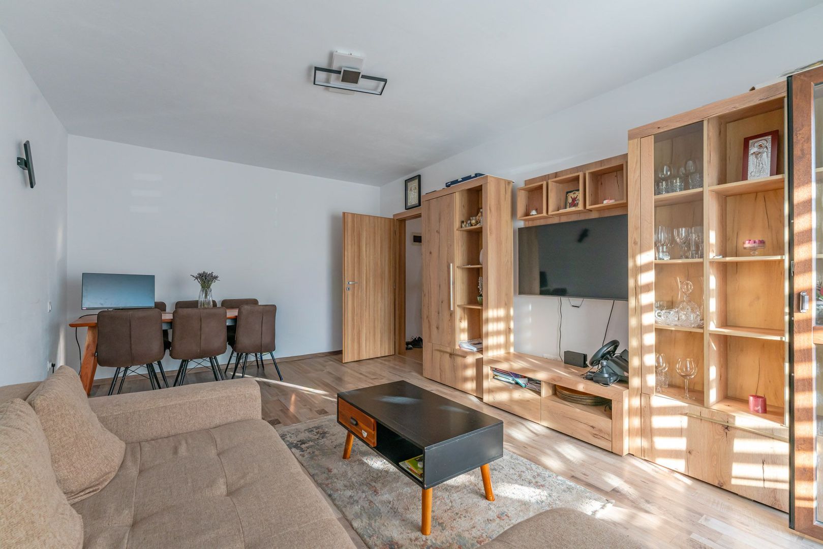 Apartament Sânpetru | 70 mp Suprafață Totală + Curte Proprie | Parcare - imaginea 4