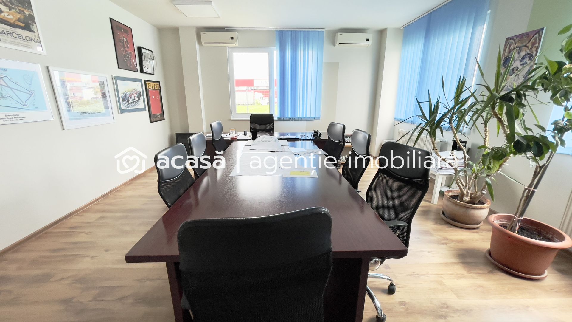 Clădire de birouri cu 12 parcări în incintă privată, UTA2, Arad