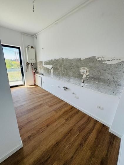De Vanzare Apartament 3 Camere Zona Aviatiei - imaginea 9