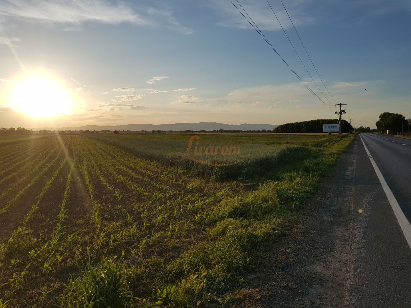 Teren intravilan Stupini front la Calea Feldioarei, DN 13 - imaginea 3