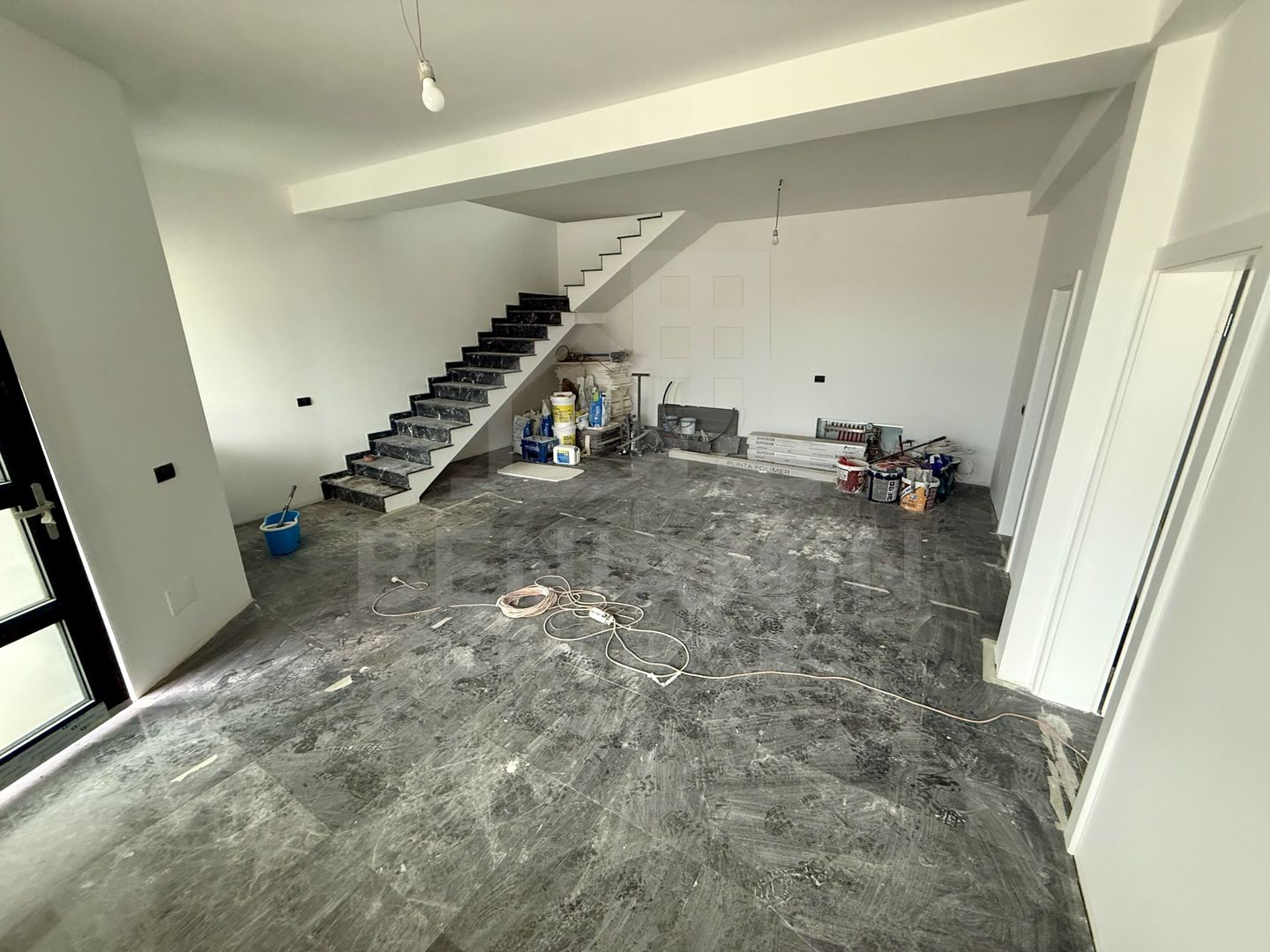 Vila Moderna-Hanul Doctorului-184mp-Finisaje Lux-La cheie-Teren 300mp - imaginea 6