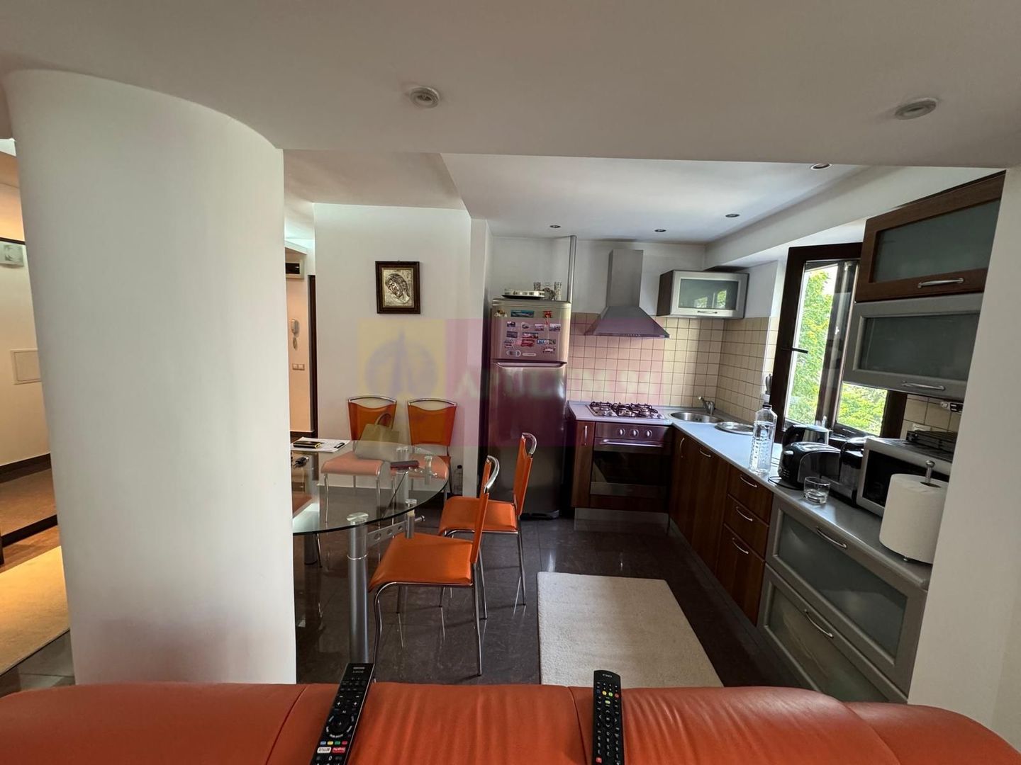 Vanzare apartament de 3 camere in zona Unirii-Goga