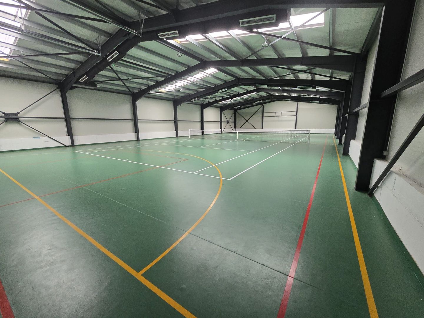 Spatiu Comercial 620 mp.parcare,birou,vestiar,baie - imaginea 7