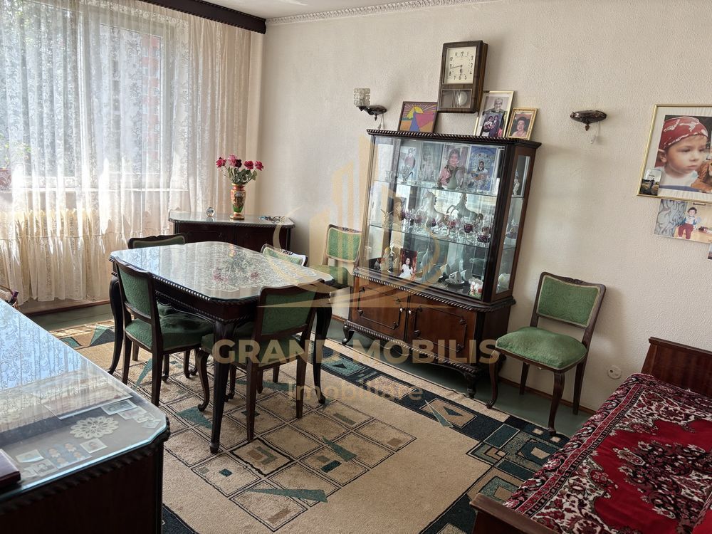 apartament 3 camere decomandat, 61 mp+boxa, Strada Covasna