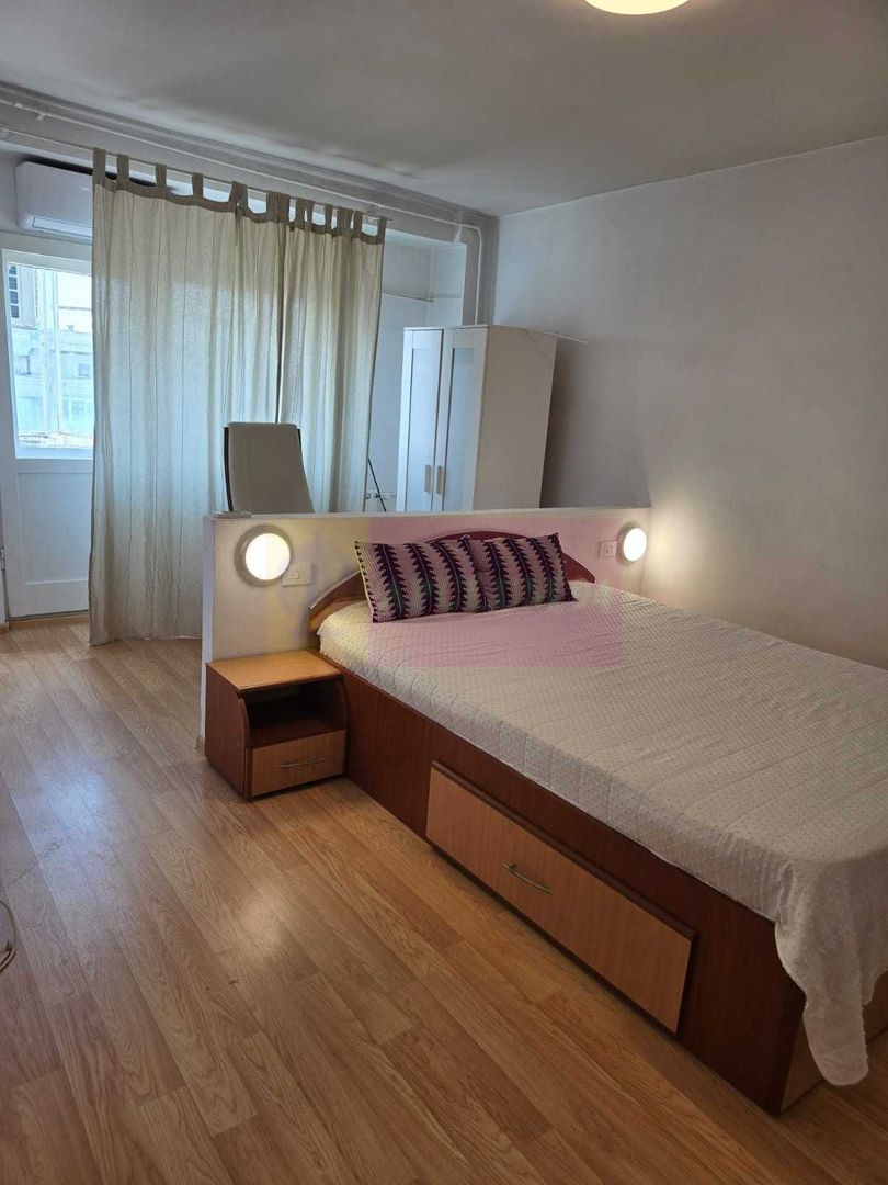 Vanzare apartament 2 camere in zona bd. Decebal stradal
