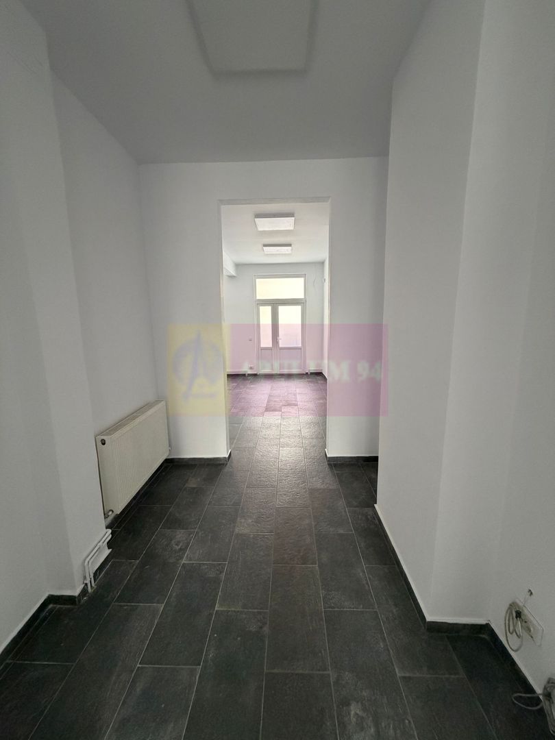 Spatiu comercial de inchiriat in Campina