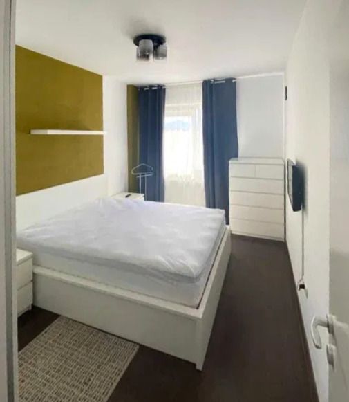 Un apartament care bifează exact ce contează spațiu lumină liniște și parcare - imaginea 5