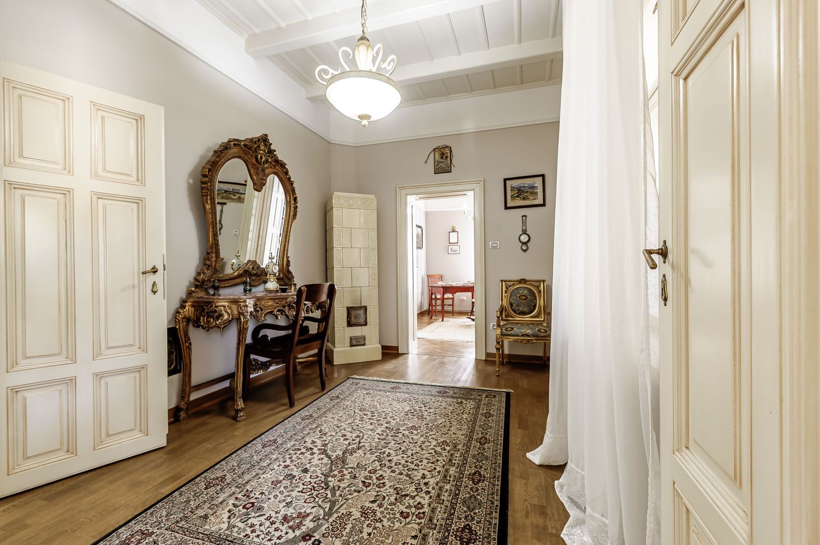 Imagine 8 - VÂNDUT Visezi la o proprietate unică, plină de istorie și farmec?