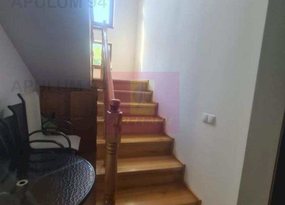 Vilă de vânzare în Breaza - Zona Liceul Militar - imaginea 40