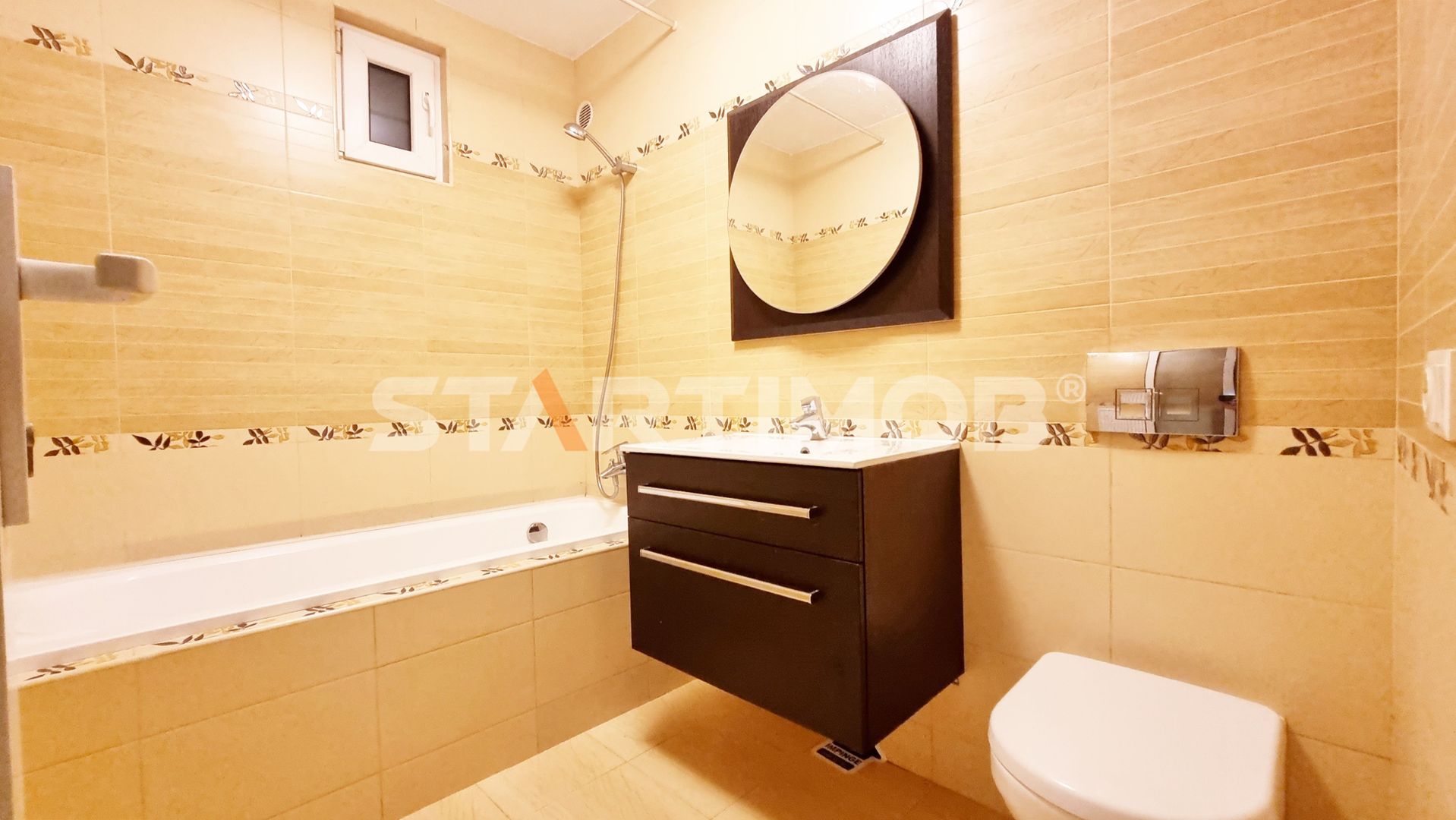 Apartament mobilat 3 camere Centru Civic – ONIX