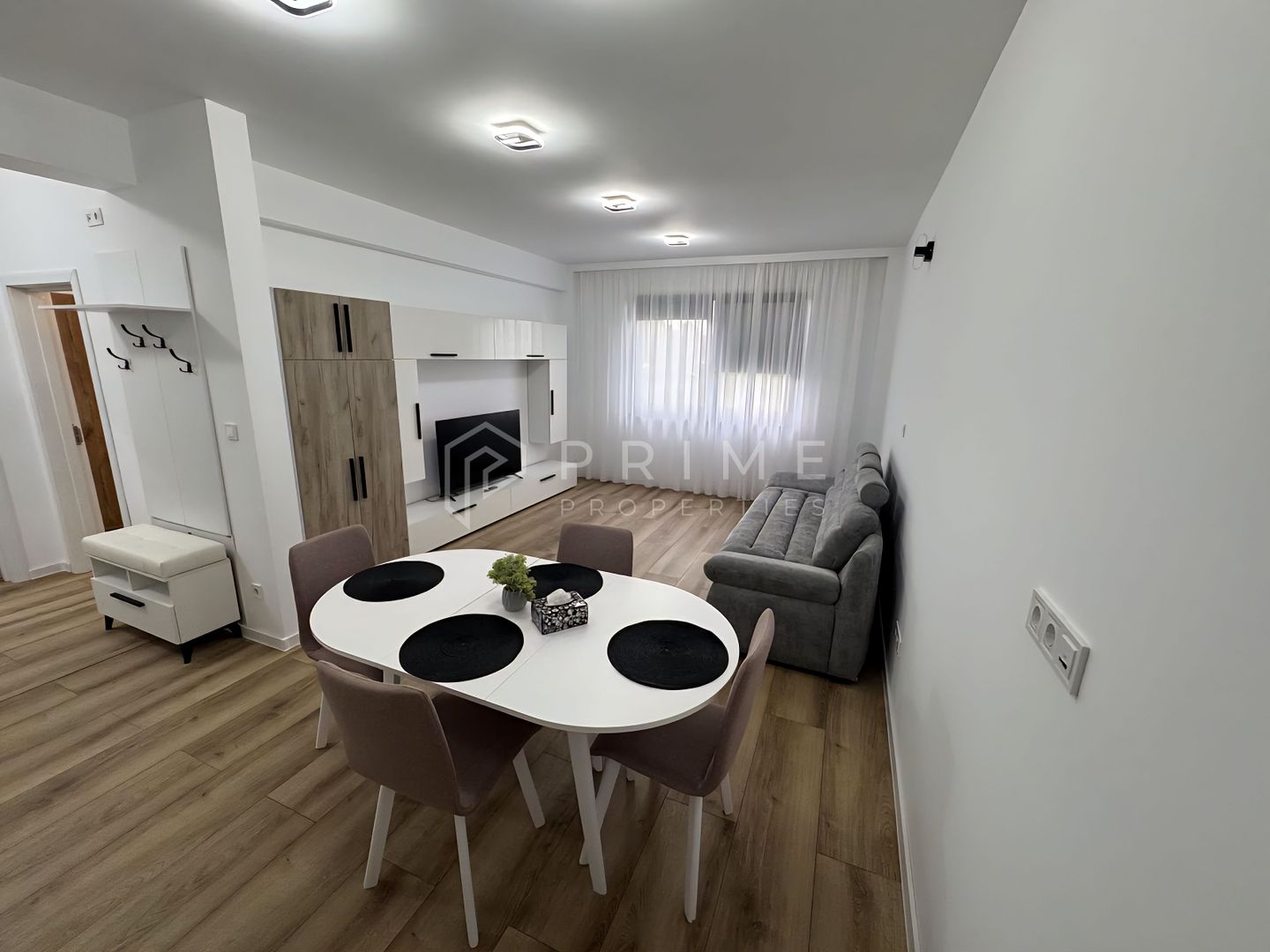Apartament modern 2 camere Corunca aproape de Shopping City - imaginea 4