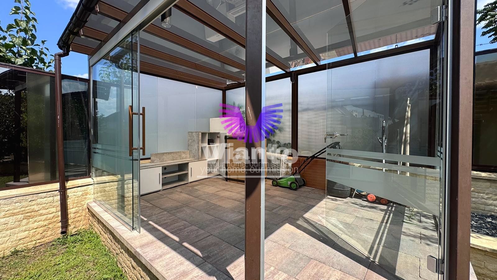 Casa premium cu curte la prima inchiriere