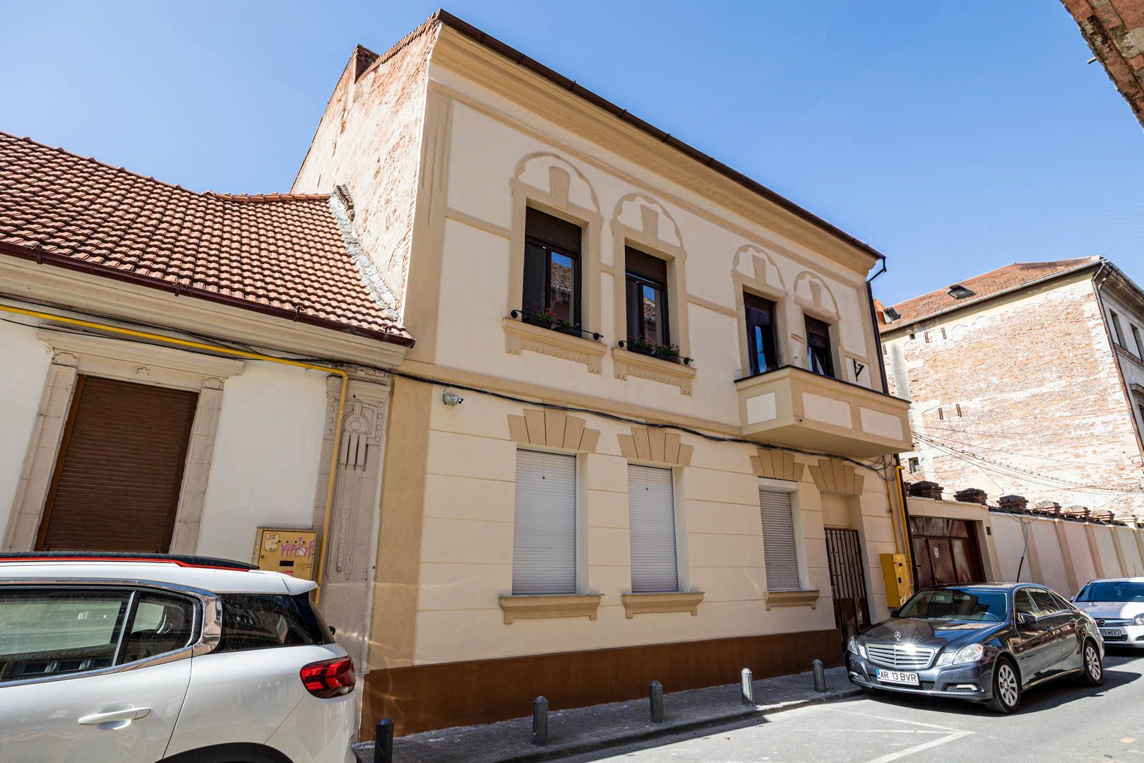 Apartament 3 camere - Central - mobilat & utilat - COMISION 0%