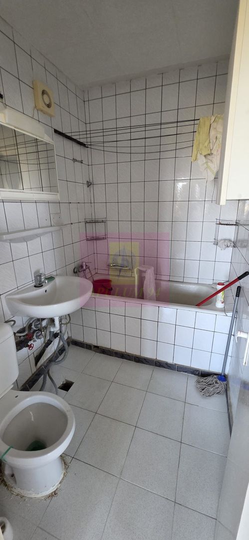Apartament 3 camere de vanzare in Ploiesti, zona Cameliei - imaginea 15