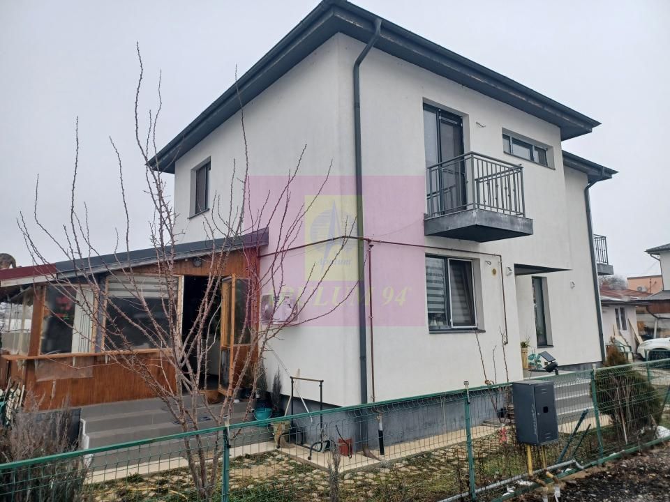 Joița, casă P+1E+pod, 124 mp utili + terasă, balcoane, magazie - imaginea 2