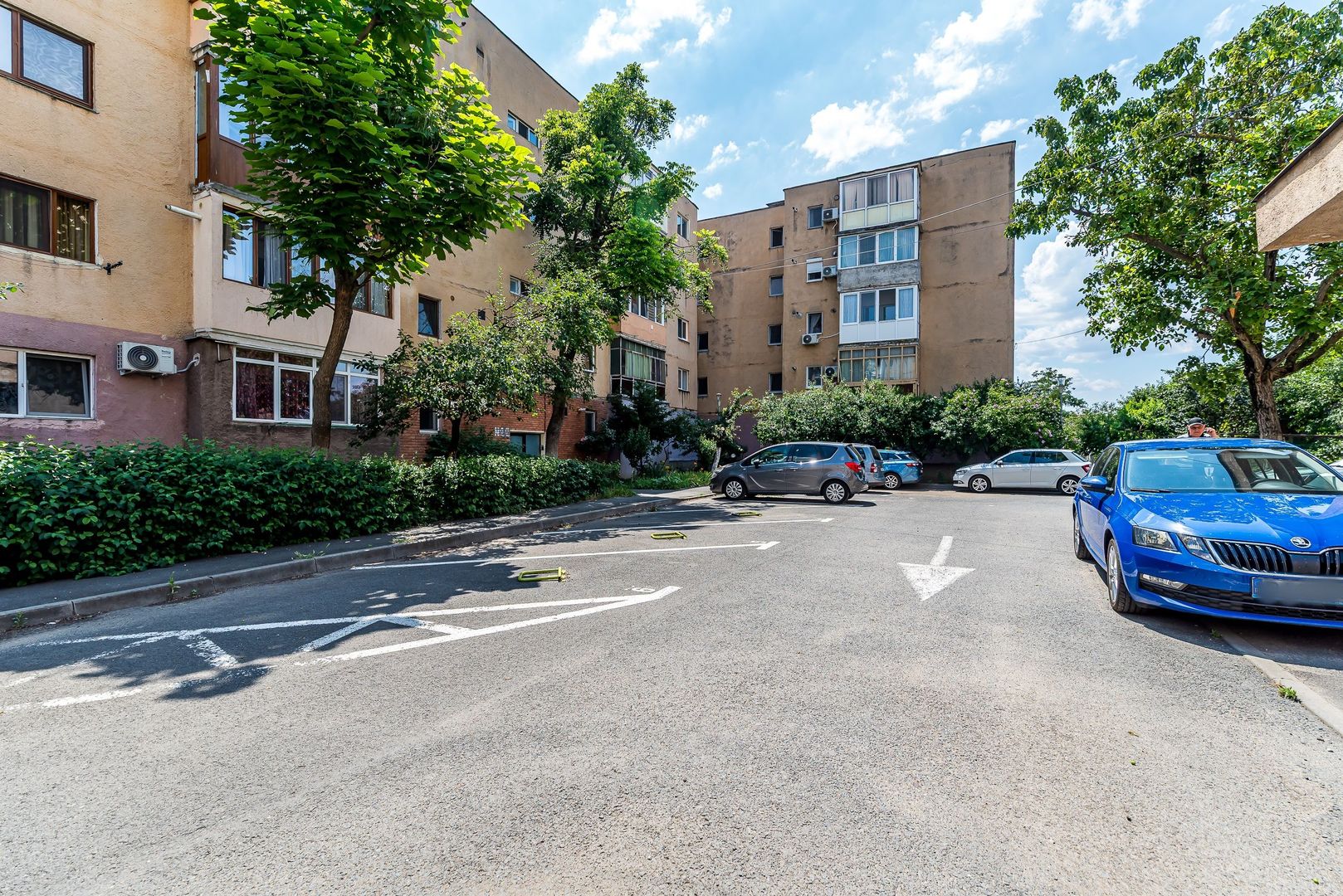 Apartament 3 camere în Vlaicu (zona Agora Mall) – etaj 2/4
