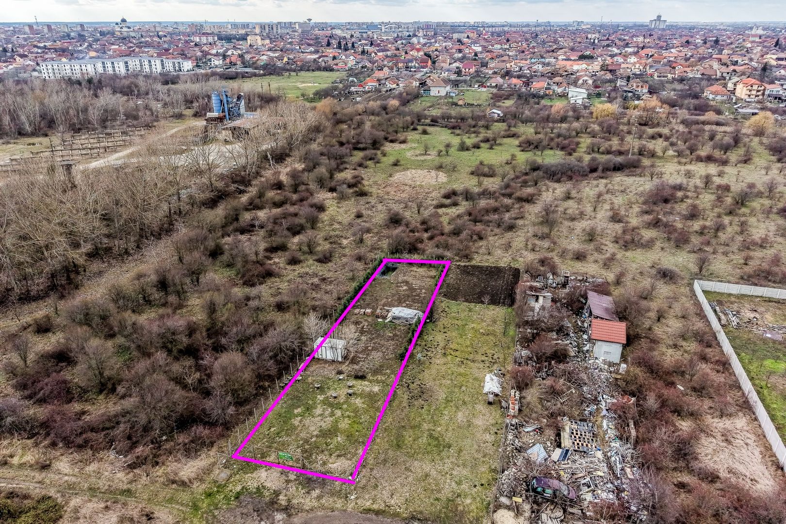 Teren 906 mp Arad,  preț sub localitățile limitrofe.