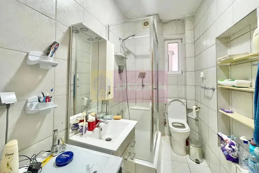 Apartament in vila Et.1+M, 90mp, zona case Mall Vitan