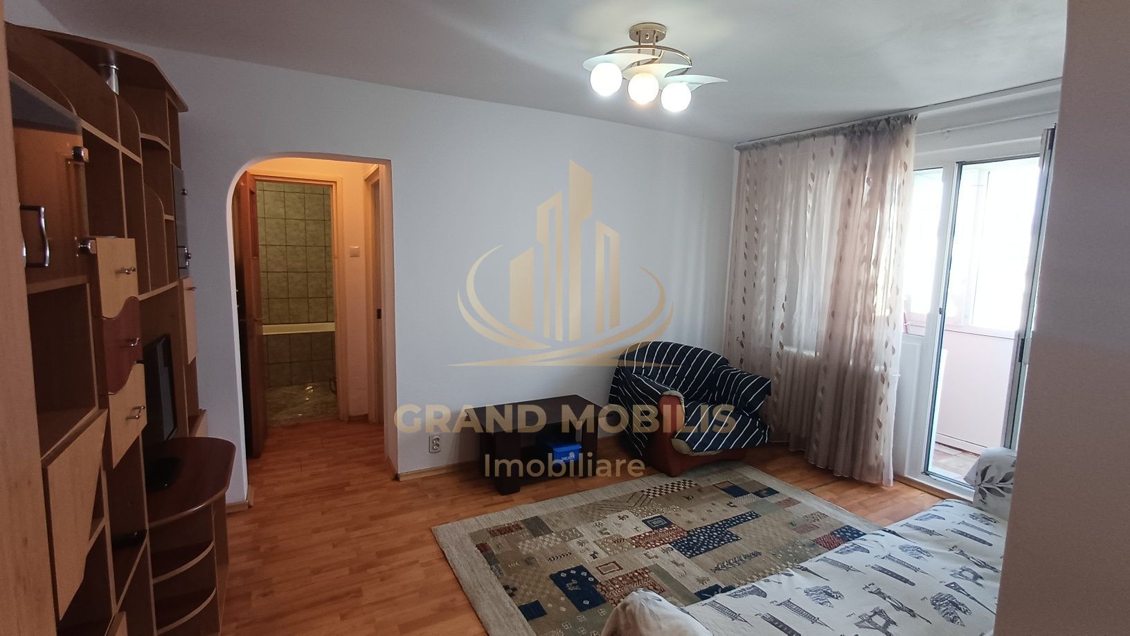Apartament 2 camere semidecomandat, bloc reabilitat