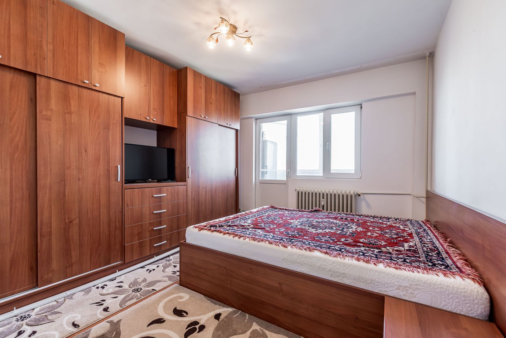 Imagine 5 - Apartament cu 3 camere în Podgoria Arad, vedere frumoasă, 2 balcoane