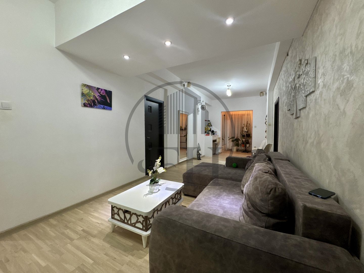 Apartament 3 camere de vanzare Constanta, Bd. Ferdinand - imaginea 4