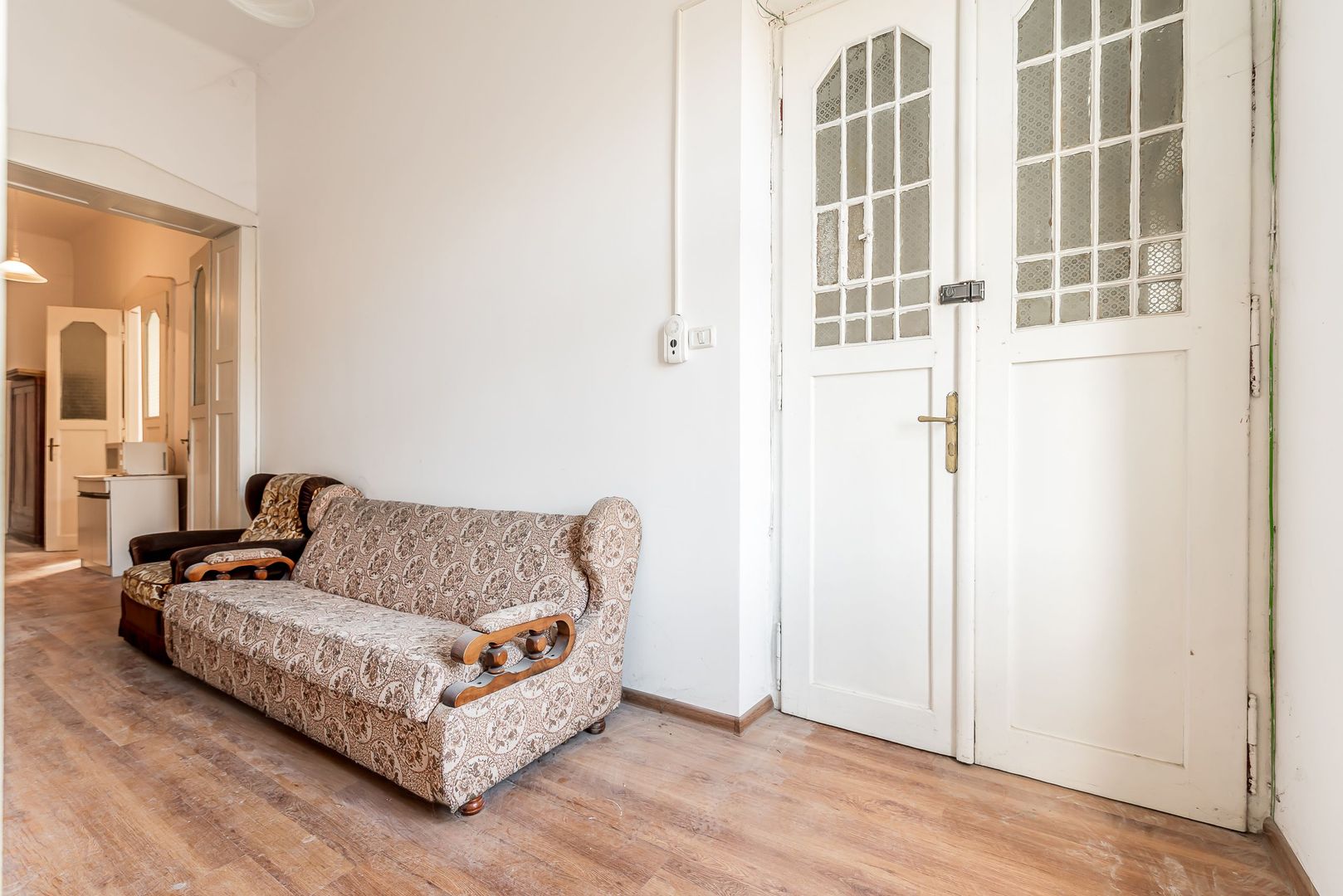 Imagine 4 - VANDUT! 2 apartamente unificate, B-dul Revoluției, Arad. Etajul 1