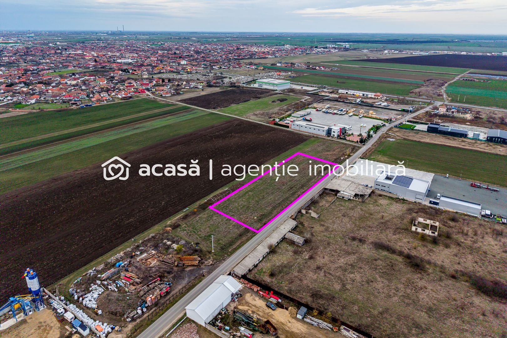 Imagine 3 - Teren cu acces DN7 și A1, ideal pentru dezvoltări industriale