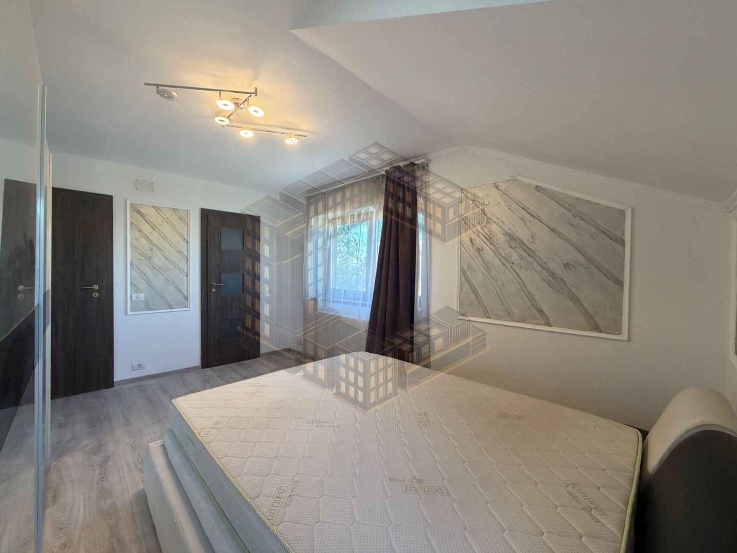 Duplex de vanzare,4 camere si 3 bai, acces auto, Dumbravita - imaginea 9
