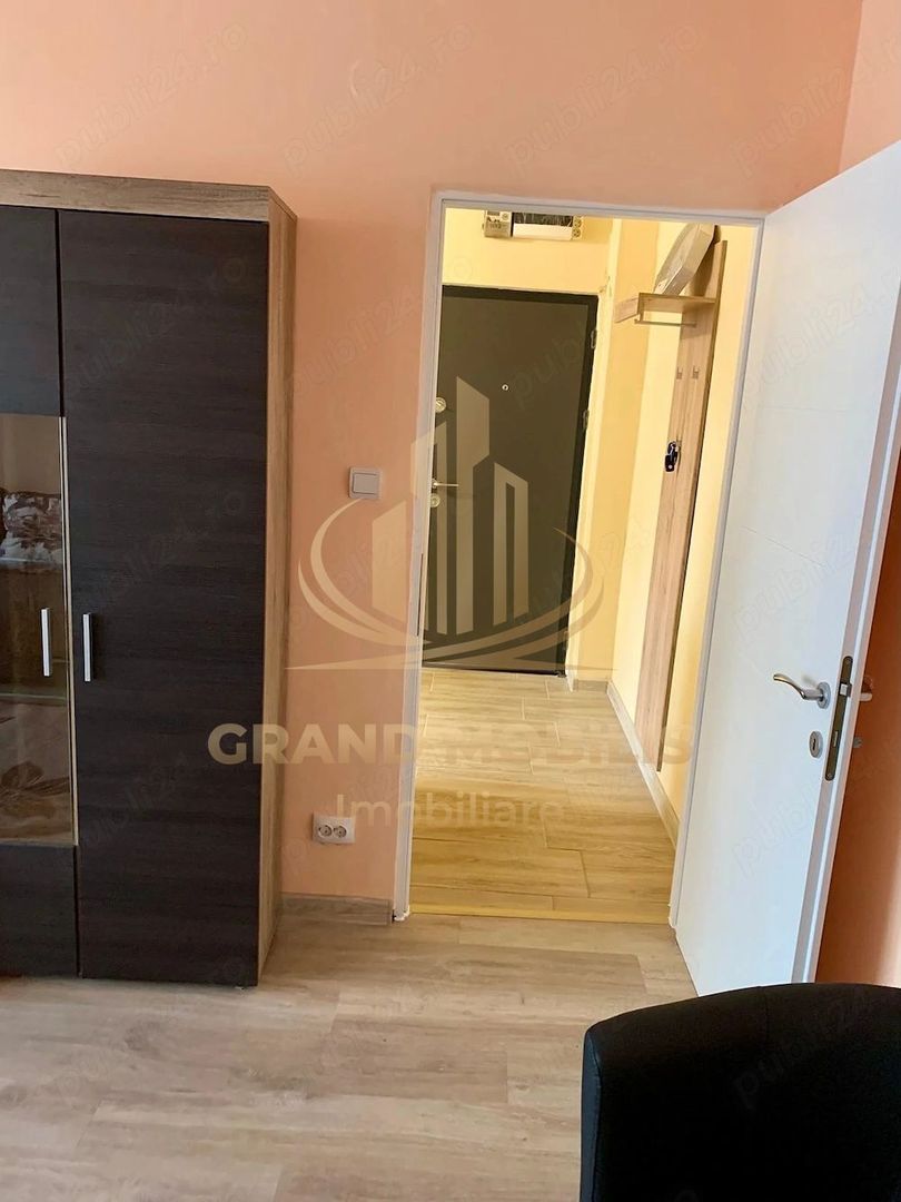 Proprietar vand apartament cu 2 camere zona Dambovita - imaginea 4