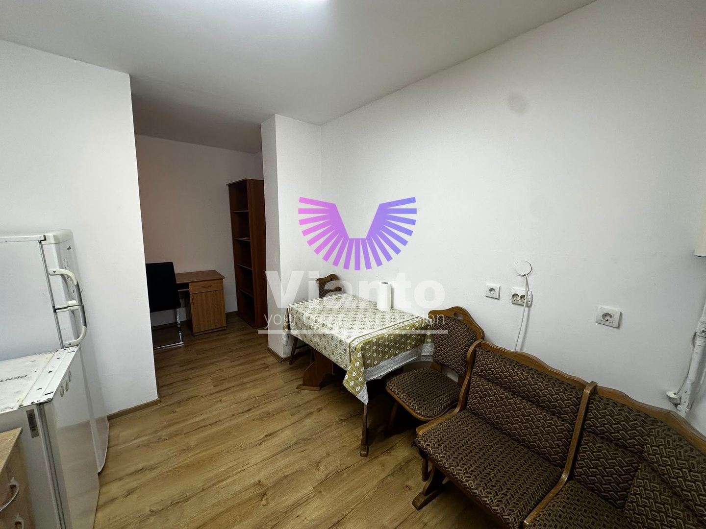 Garsoniera de închiriat aproape de podul Minciunilor