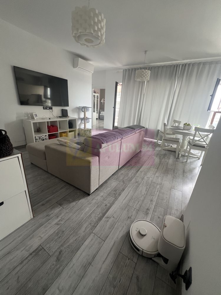 Vanzare apartament 3 camere Titan-Rasarit de Soare