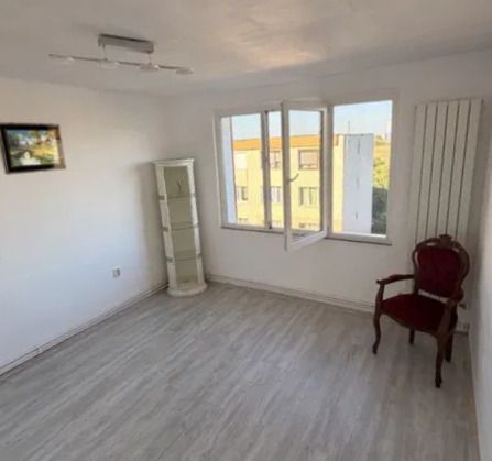 2 camere în Craiter  renovat cu posibilitate de preluare contract inchiriere - imaginea 3