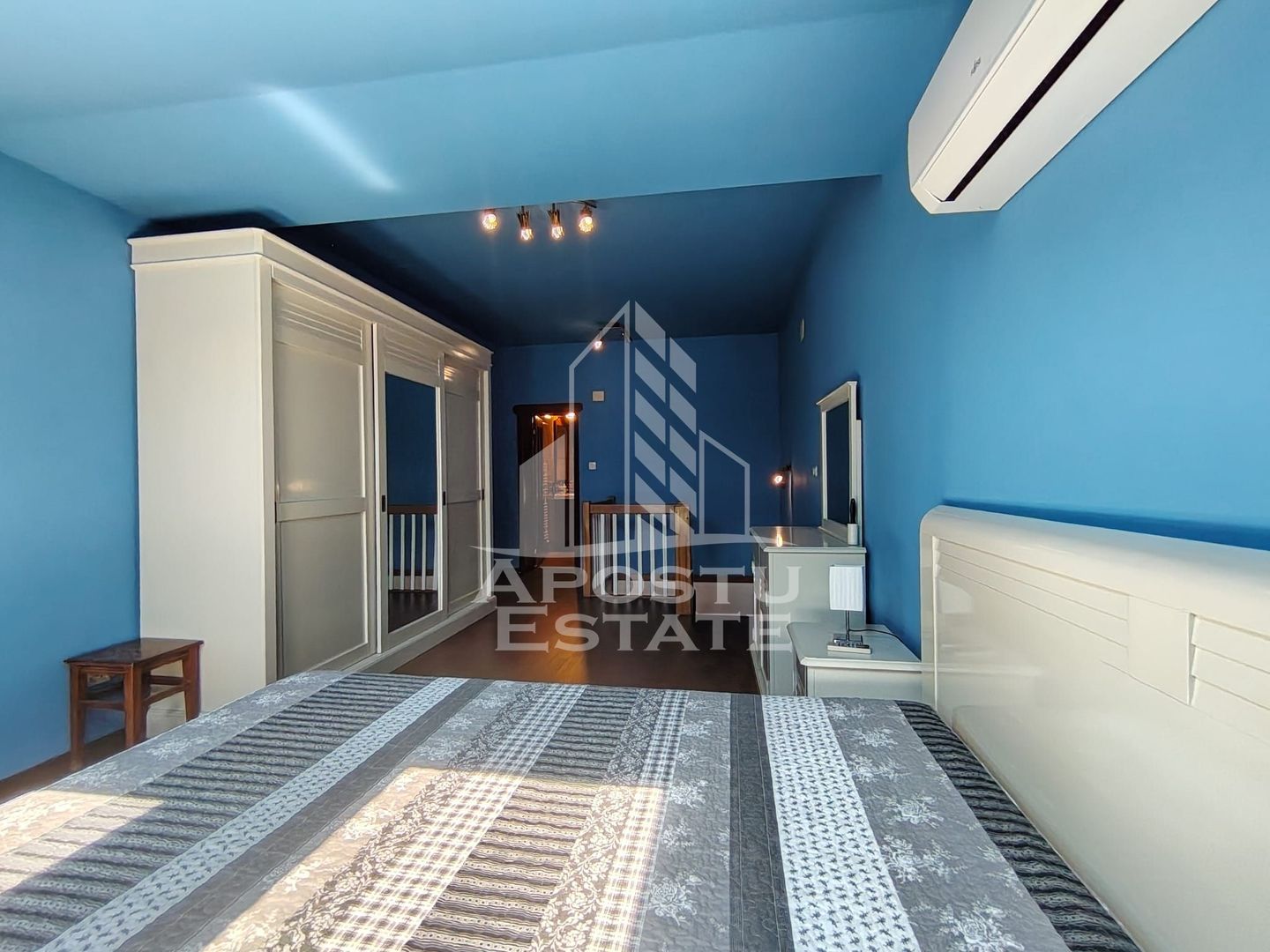 Apartament 2 camere pe doua niveluri, zona Modern - Crisan, Timisoara - imaginea 11